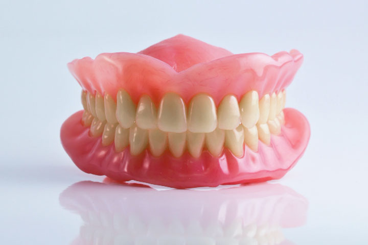 dentures-dental-cure-mira-road